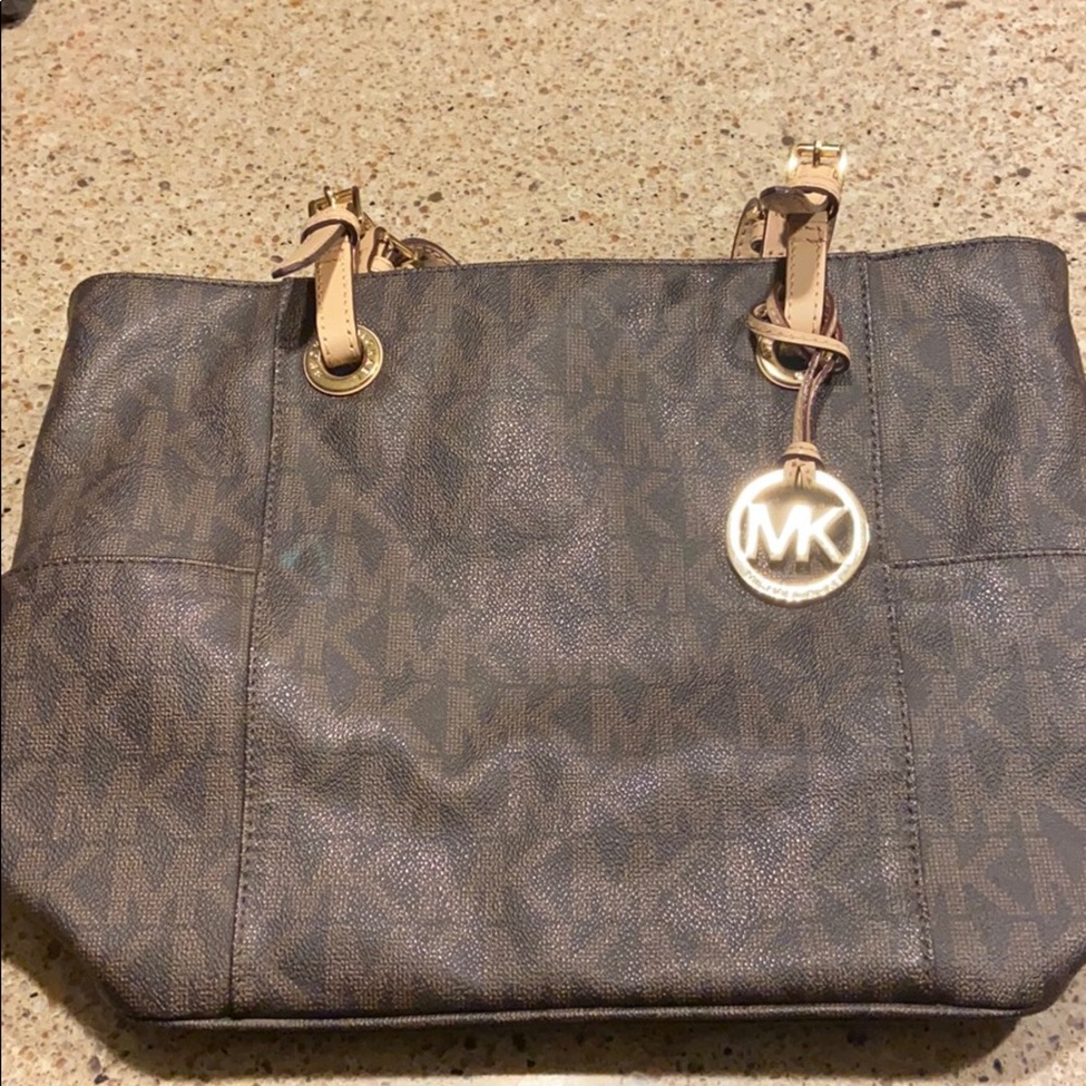 Brown Michael Kors Jet Set tote